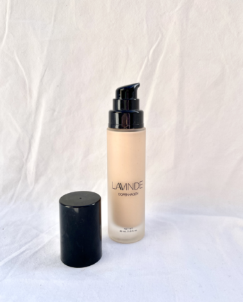 Lavinde Copenhagen Natural Glow Liquid Foundation  207 Beige